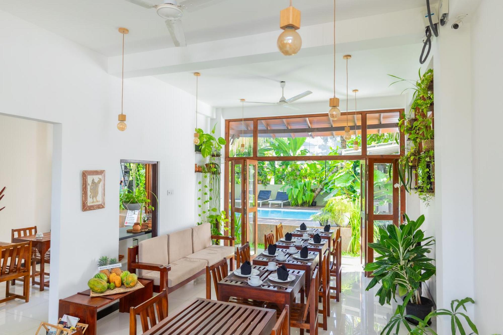 Sea Cloud Hotel Unawatuna Exterior photo